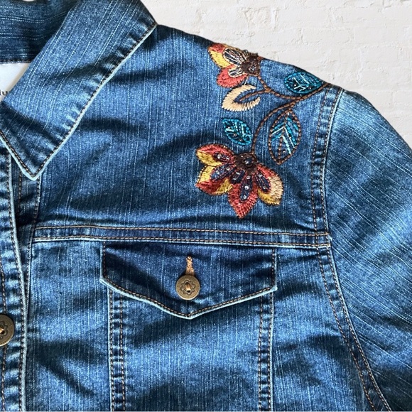 Alfred Dunner Embroidered Denim Jean Shirt Jacket Floral - Picture 4 of 9